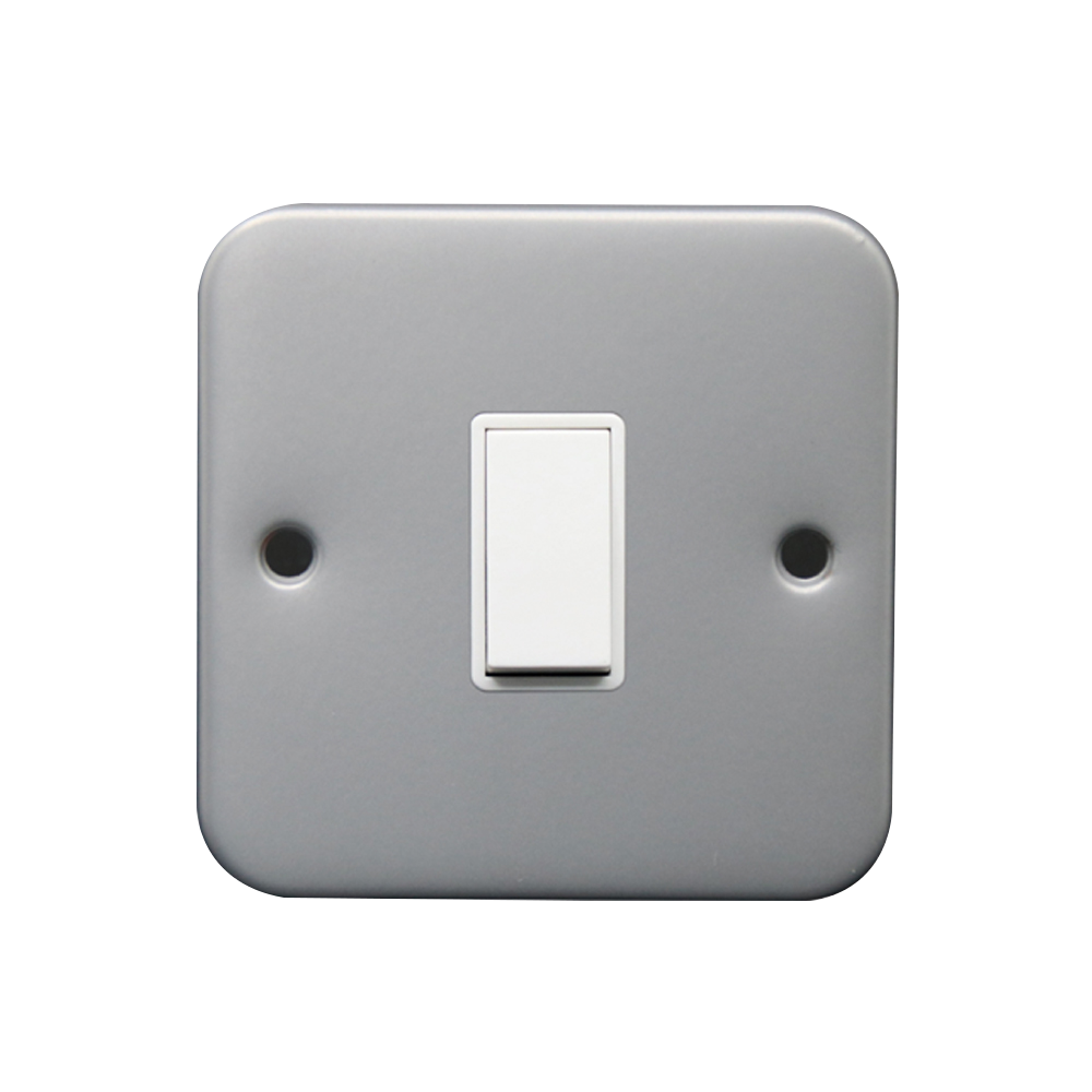 Caradok 1G Intermediate 10A Switch Metalclad