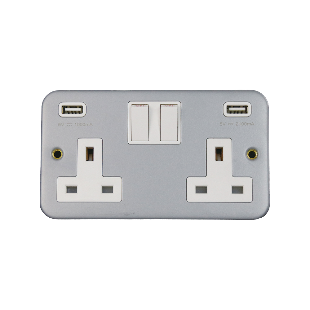 Caradok 2G 13A Switched Socket 2 USB A 3.1A Metalclad