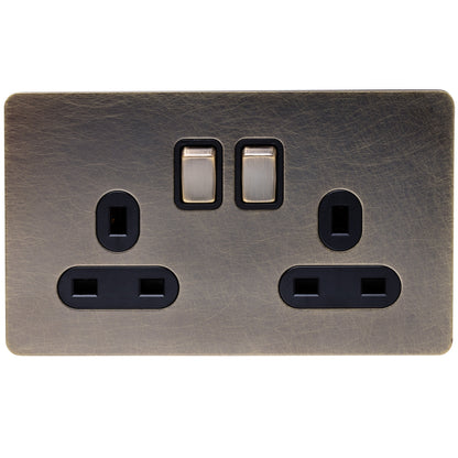 Caradok Screwless Antique Brass Socket - 2 Gang - The Georgian