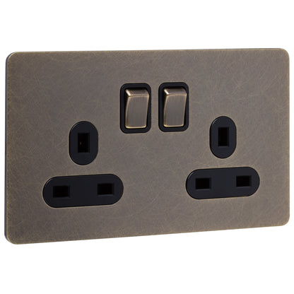 Caradok Screwless Antique Brass Socket - 2 Gang - The Georgian