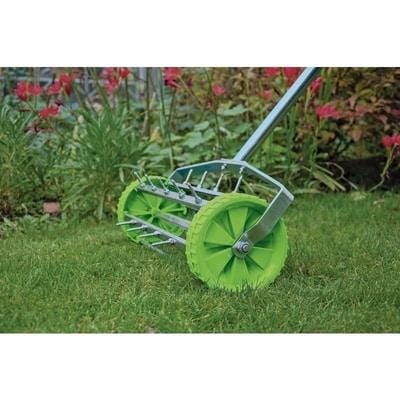 Draper Rolling Lawn Aerator Spiked Drum