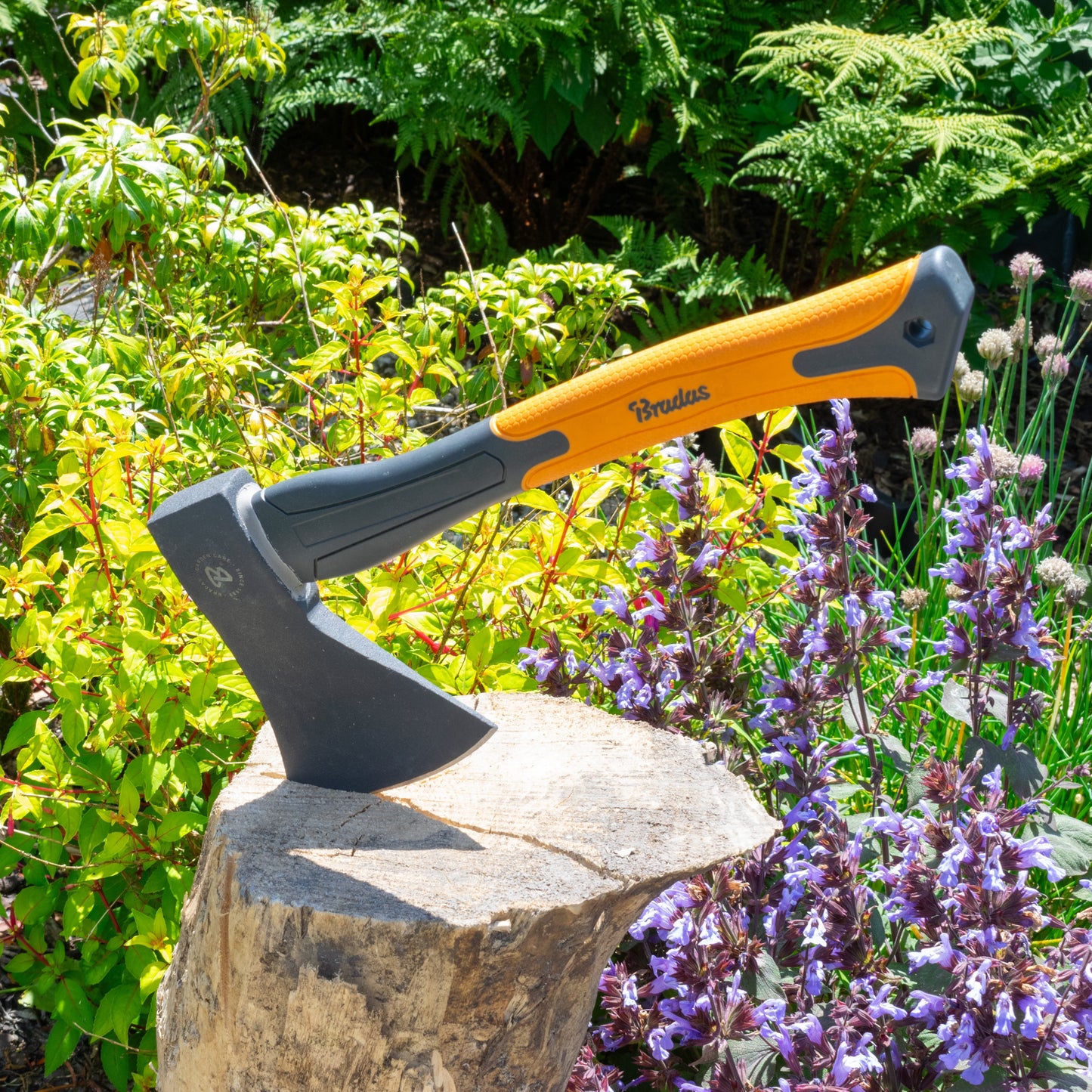 Universal Fiberglass Axe 600g