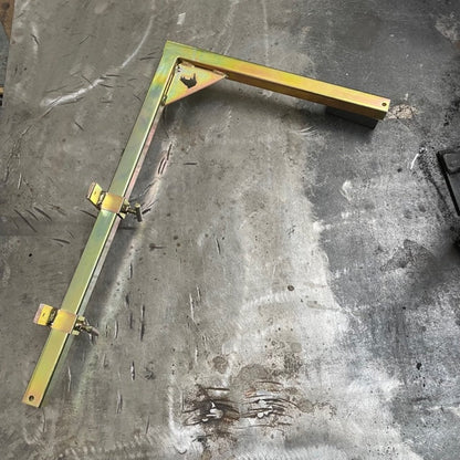 Gallows Bracket with Timber Clamps