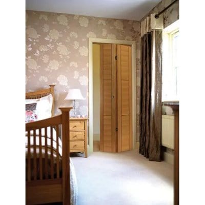 Mistral Oak Bi-Fold Pre-Finished Internal Door - 1981mm x 726mm