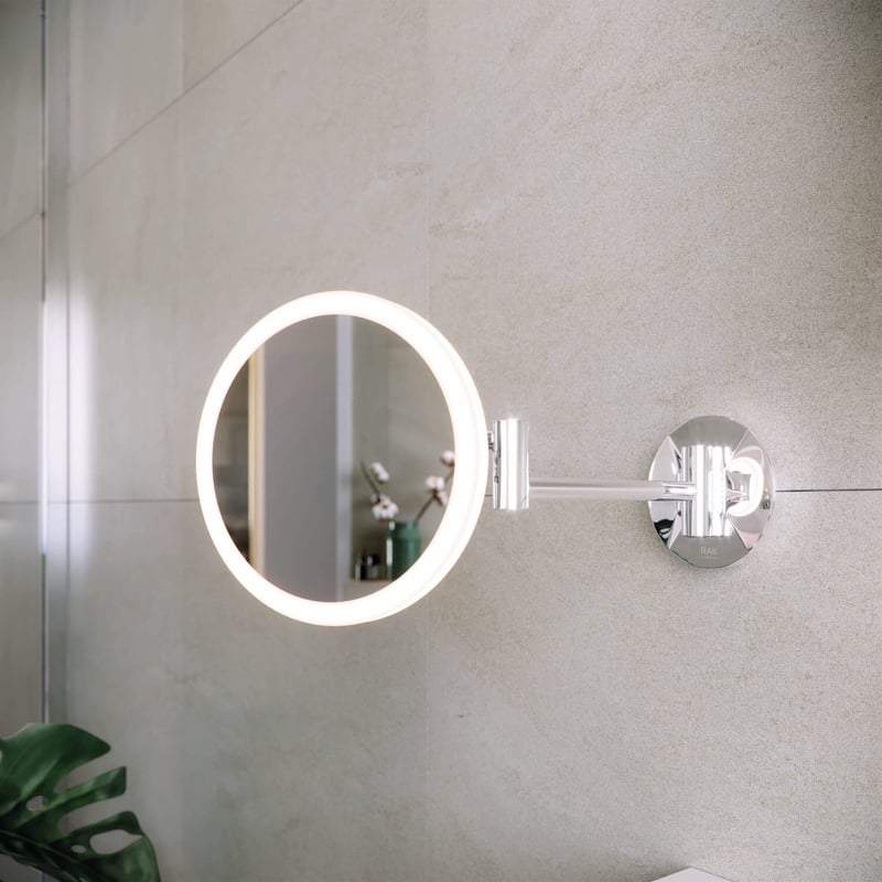 Plus LED Illuminated Round 3x Magnifying Mirror with Magnetic Pull Out Switch