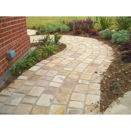Mint Fossil Sandstone Cobbles/Edging Pack (23.04m2 - 900 Pieces per Pack)