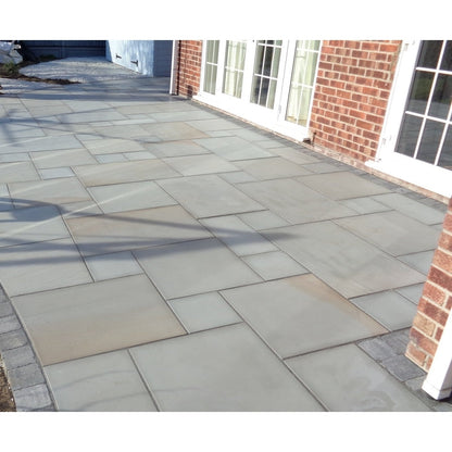 Chivas Light Grey Sandstone Paving Pack (19.50m2 - 66 Slabs / Mixed Pack)