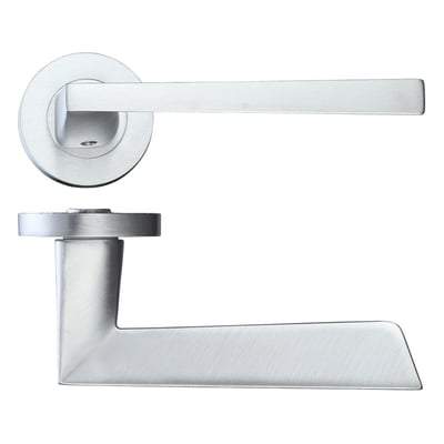 Lyra Satin Chrome Handle Hardware Pack