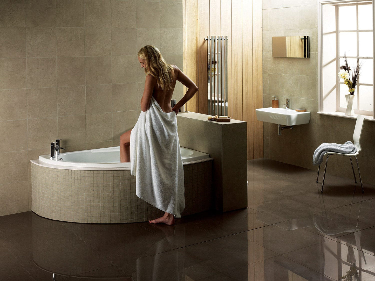 Orlah Offset Corner Bath - 1500 x 1040mm