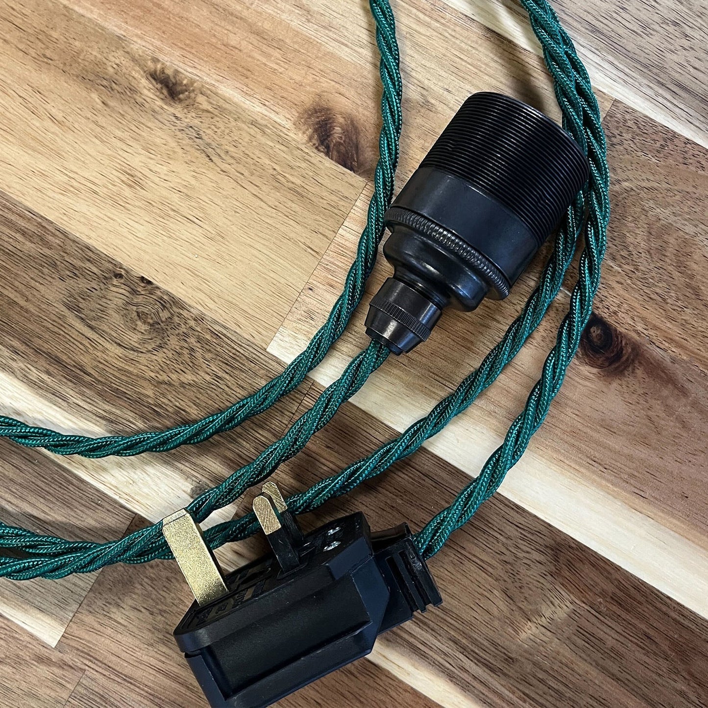Green Plug-in Fabric Pendant - Twisted Fabric Flex - E27 Bulb Pendant - Black Plug